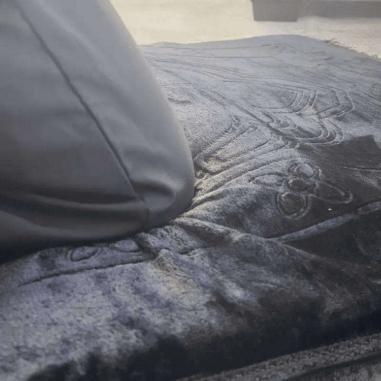 Ergonomic prayer mat